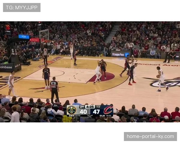 梅里尔加时赛三分投射遭犯规漏吹 骑士外线投篮圆柱体保护不足