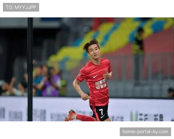 成都蓉城新帅阿洛伊西 韦世豪领衔锋线轮换深度解析 成都蓉城新帅阿洛伊西 韦世豪领衔锋线轮换深度解析